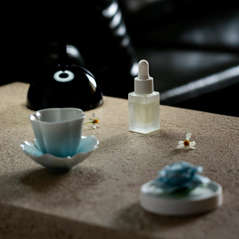 Blue Rose Ceramic Diffuser Gift Set With Handmade Flower Aromatherapy And Minimalist Cup With Gift Box