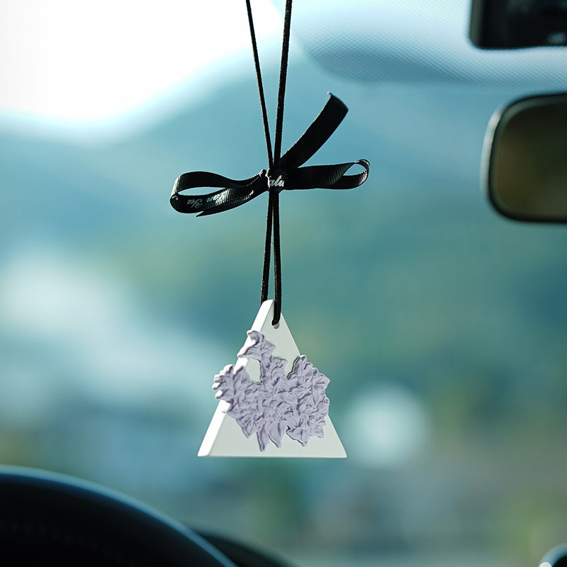 Oriental floral fragrance diffuser car incense hanging fragrance souvenir gift